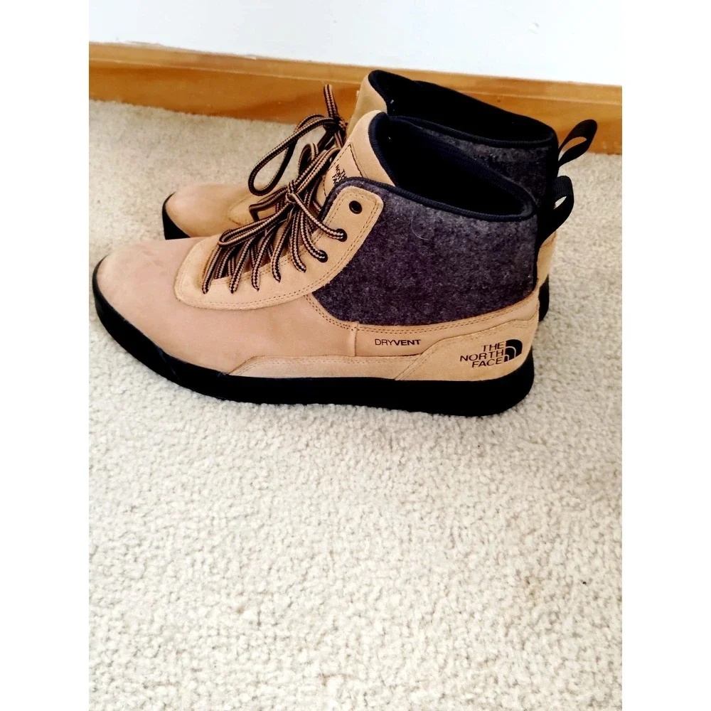 The North Face Berkeley IV DryVent Tan Grey Waterproof Sneaker‎ Boots Men's 10.5